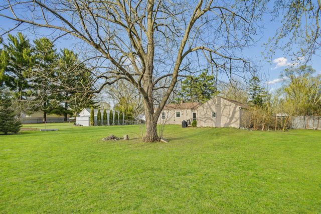 8710 11th Avenue S, Bloomington, MN 55420