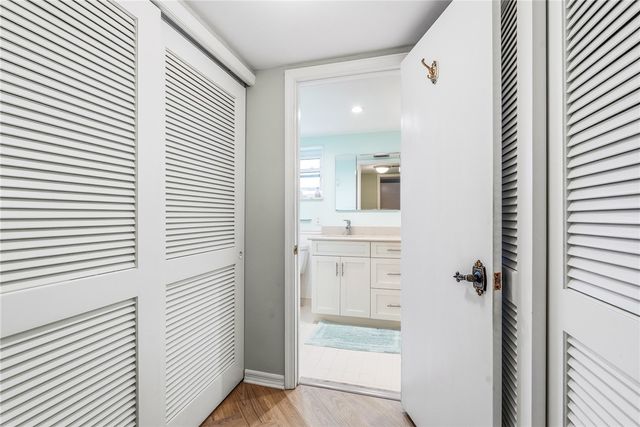 5300 Highway A1a None 206, Vero Beach, FL 32963