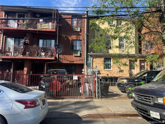 40-50 Case Street, Elmhurst, NY 11373