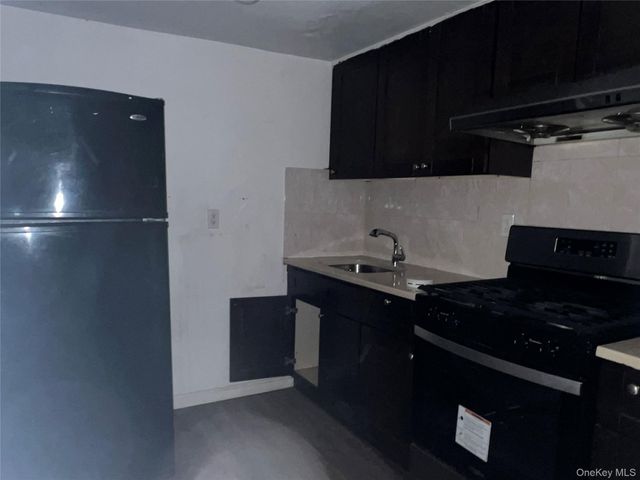 40-50 Case Street, Elmhurst, NY 11373