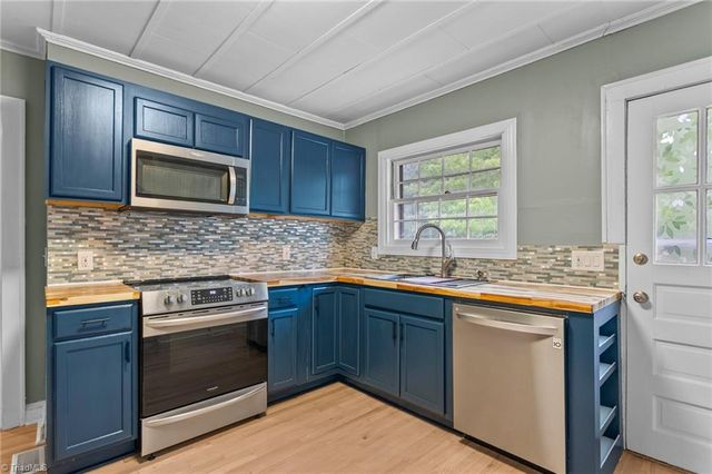 1448 Briarcliff Drive, Asheboro, NC 27205