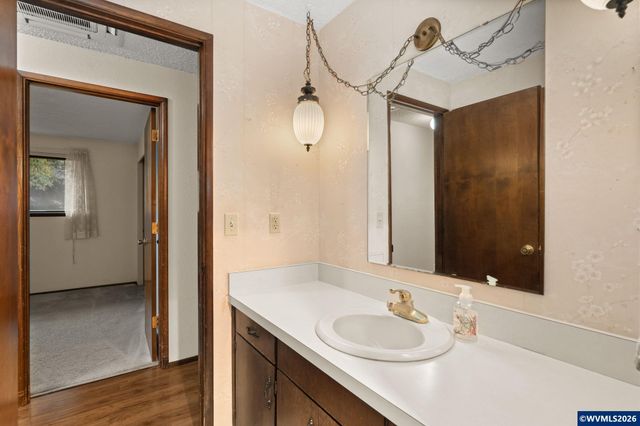 33728 SE Terra Cir, Corvallis, OR 97333