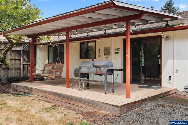 33728 SE Terra Cir, Corvallis, OR 97333