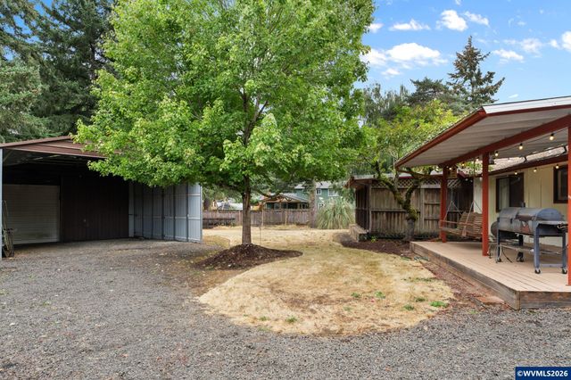 33728 SE Terra Cir, Corvallis, OR 97333