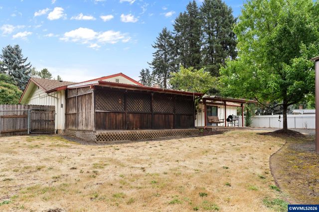 33728 SE Terra Cir, Corvallis, OR 97333