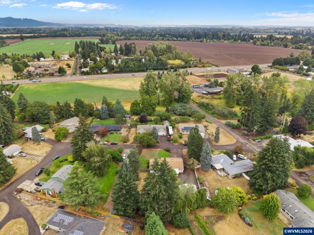 33728 SE Terra Cir, Corvallis, OR 97333