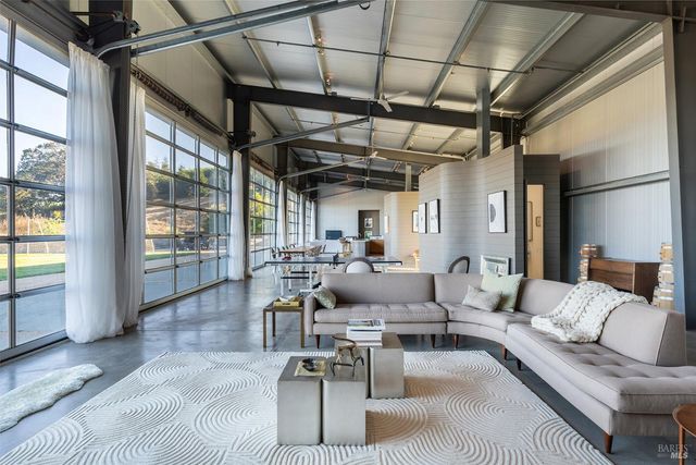 3545 Bloomfield Rd, Sebastopol, CA 95472