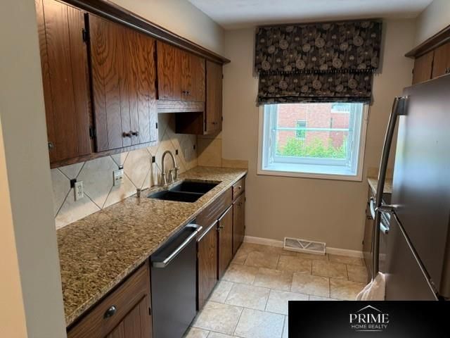 2410 S 84th Street, Omaha, NE 68124