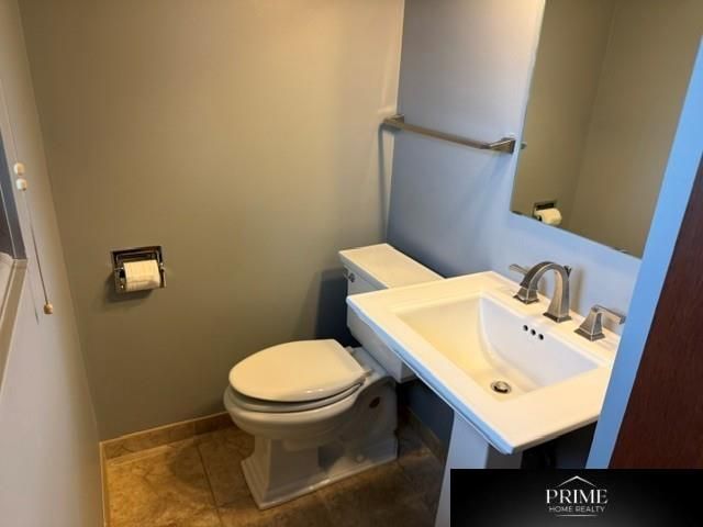 2410 S 84th Street, Omaha, NE 68124
