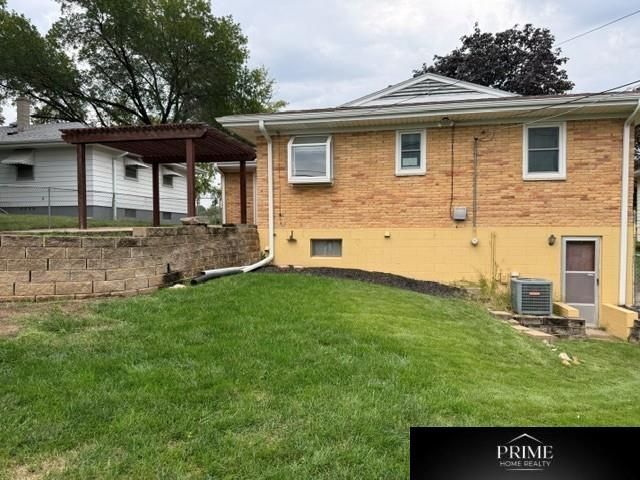 2410 S 84th Street, Omaha, NE 68124
