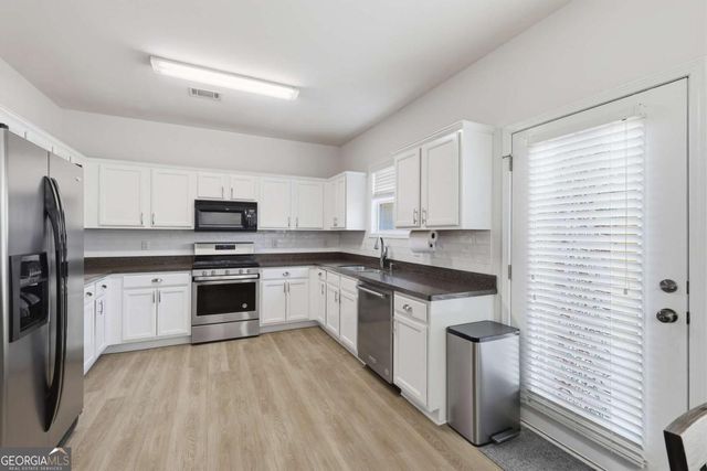 2252 Jasmine Glenn Drive, Buford, GA 30519