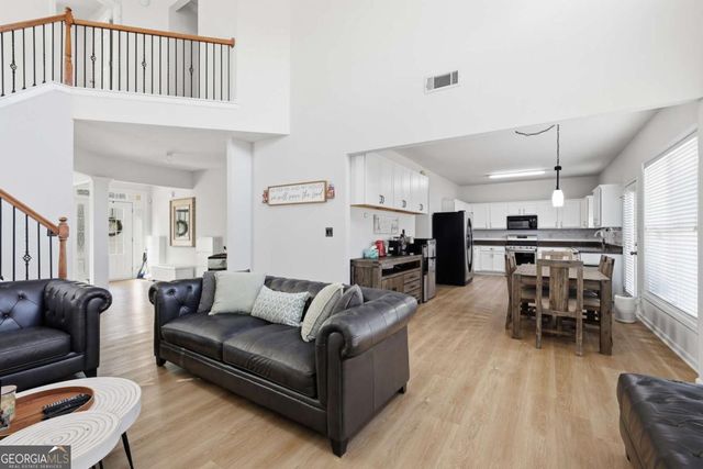 2252 Jasmine Glenn Drive, Buford, GA 30519