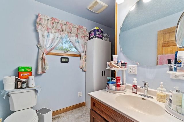 2218 Fenner Avenue, Eau Claire, WI 54703