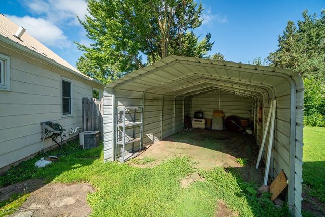 2218 Fenner Avenue, Eau Claire, WI 54703