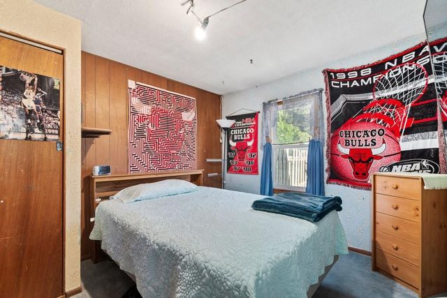 2218 Fenner Avenue, Eau Claire, WI 54703