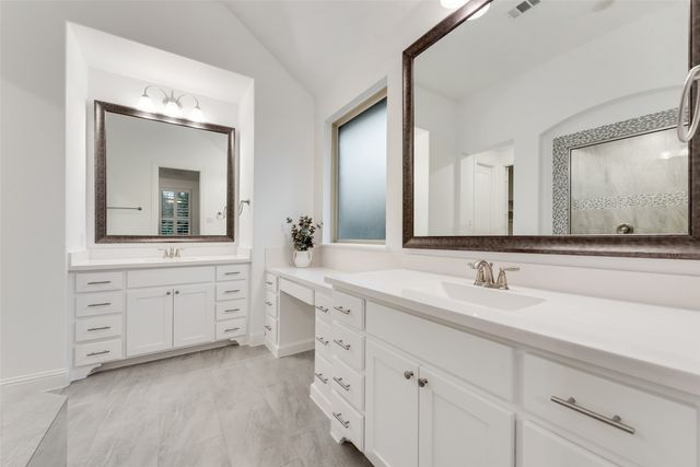 10800 Runner Oak Road, Flower Mound, TX 76226