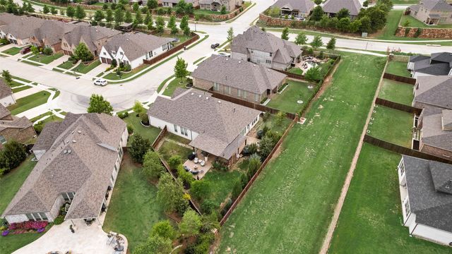 10800 Runner Oak Road, Flower Mound, TX 76226