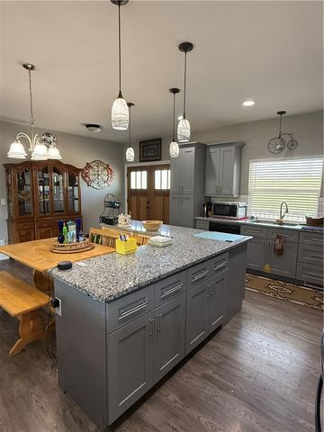 20010 W Vanzant Road, Springdale, AR 72764