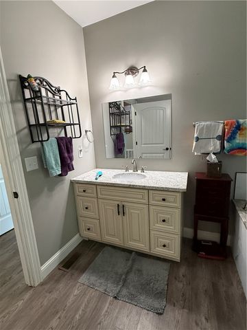 20010 W Vanzant Road, Springdale, AR 72764