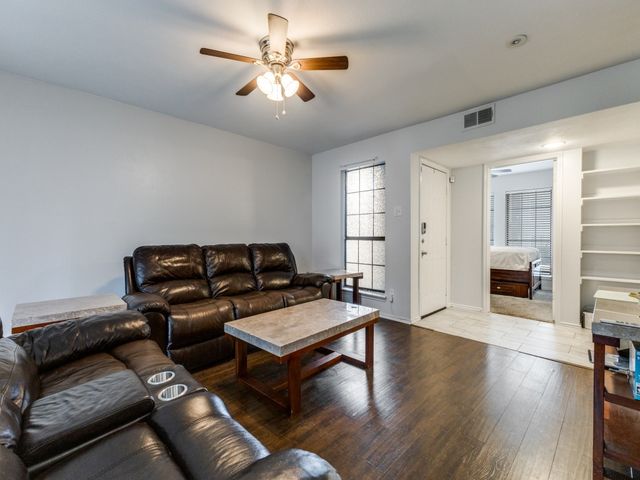 5801 Lake Hubbard Parkway 103, Garland, TX 75043