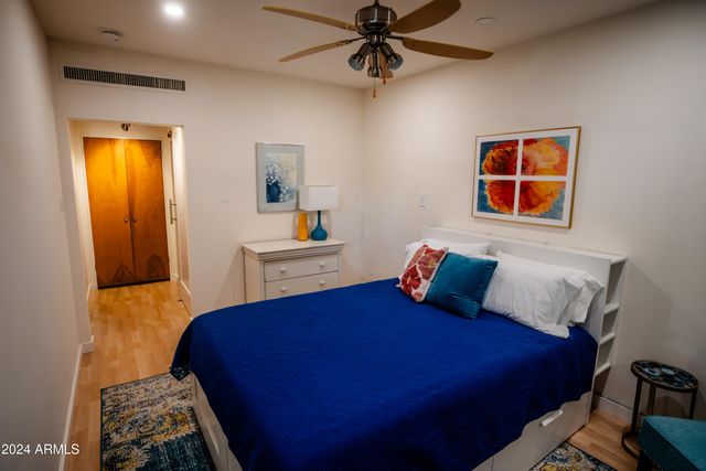 6125 E Indian School Road 163, Scottsdale, AZ 85251