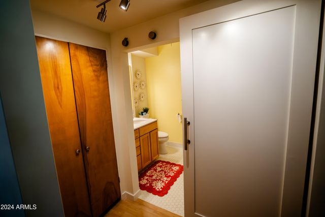 6125 E Indian School Road 163, Scottsdale, AZ 85251