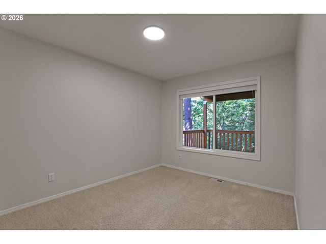 9583 Nw RANDALL Ln, Portland, OR 97229