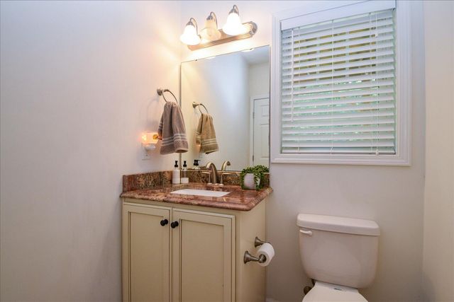 3065 Isabel LN, Salem, VA 24153