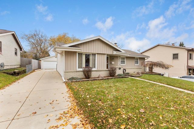 5865 S Delaware AVENUE, Cudahy, WI 53110