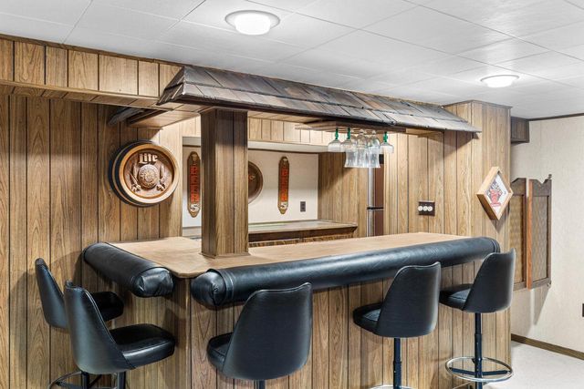 5865 S Delaware AVENUE, Cudahy, WI 53110