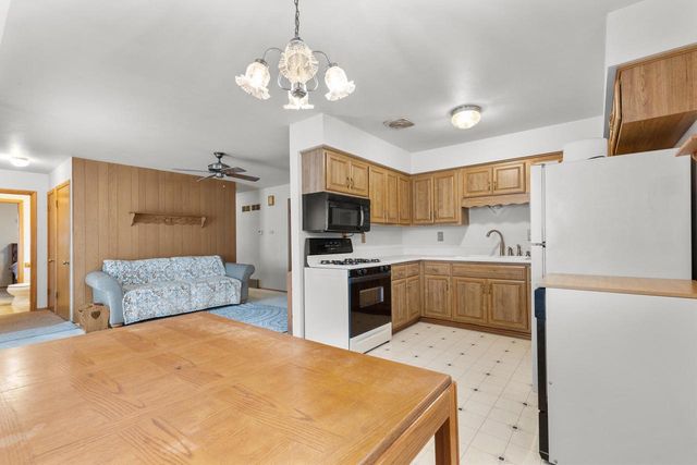 5865 S Delaware AVENUE, Cudahy, WI 53110