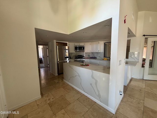 37063 Waterman Avenue, Palmdale, CA 93550