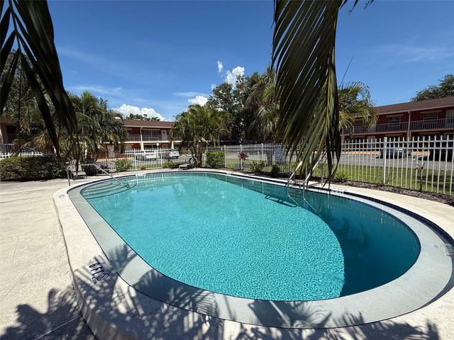 3301 58TH AVENUE S 304, St Petersburg, FL 33712