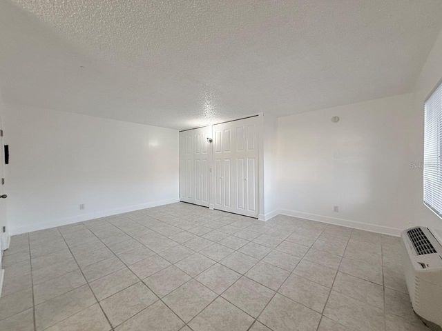 3301 58TH AVENUE S 304, St Petersburg, FL 33712