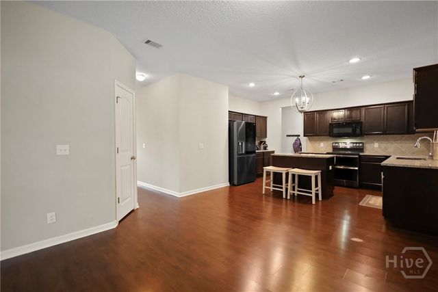 658 Red Oak Lane, Hinesville, GA 31313