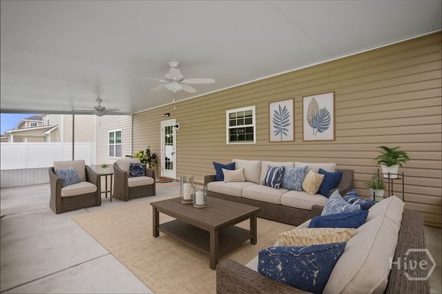 658 Red Oak Lane, Hinesville, GA 31313