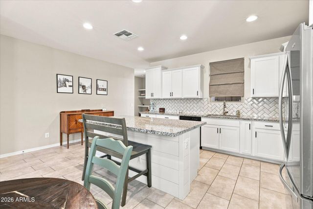 8544 E OSAGE Avenue, Mesa, AZ 85212