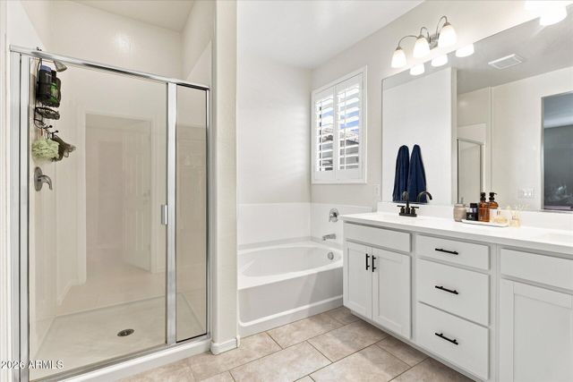 8544 E OSAGE Avenue, Mesa, AZ 85212