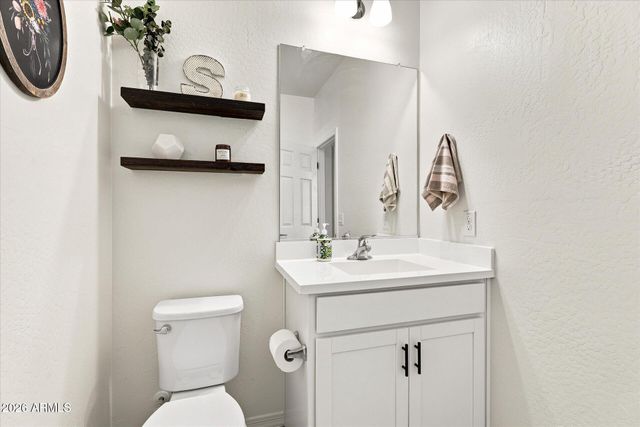 8544 E OSAGE Avenue, Mesa, AZ 85212