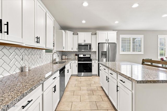 8544 E OSAGE Avenue, Mesa, AZ 85212