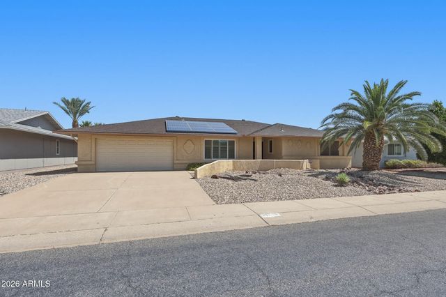 13206 W GAUCHO Drive, Sun City West, AZ 85375