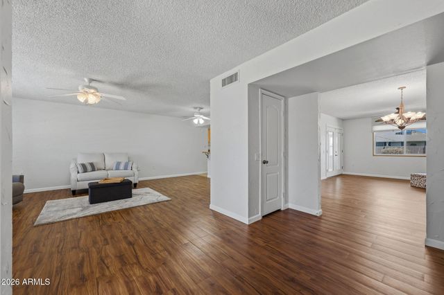 13206 W GAUCHO Drive, Sun City West, AZ 85375