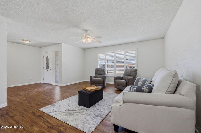 13206 W GAUCHO Drive, Sun City West, AZ 85375