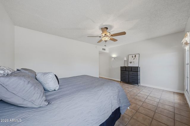 13206 W GAUCHO Drive, Sun City West, AZ 85375