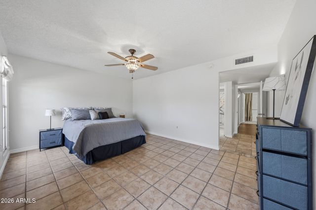 13206 W GAUCHO Drive, Sun City West, AZ 85375