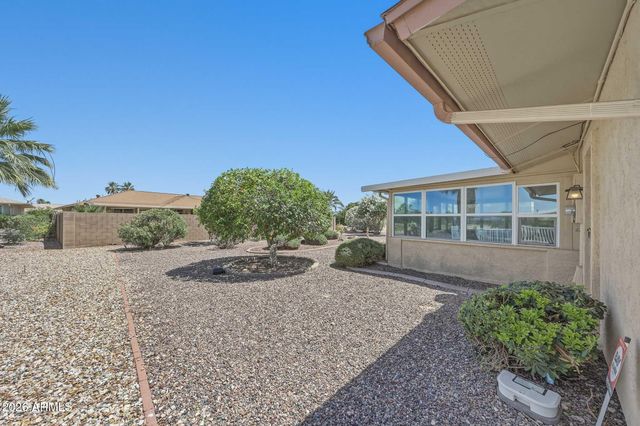 13206 W GAUCHO Drive, Sun City West, AZ 85375