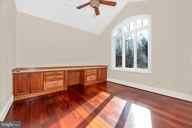 6216 MOUNT PHILLIP RD, Frederick, MD 21703