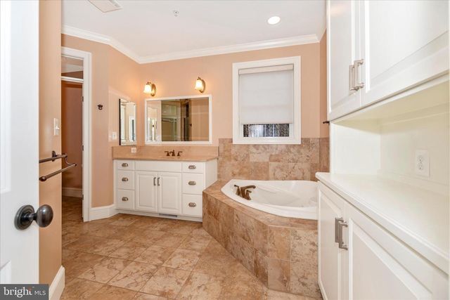 6216 MOUNT PHILLIP RD, Frederick, MD 21703