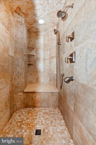 6216 MOUNT PHILLIP RD, Frederick, MD 21703