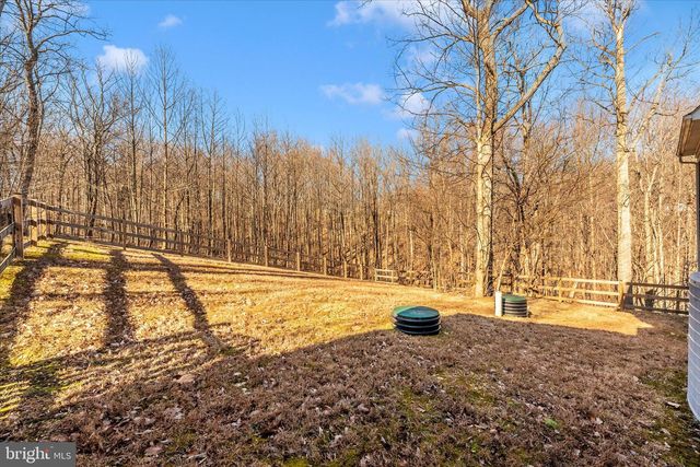 6216 MOUNT PHILLIP RD, Frederick, MD 21703